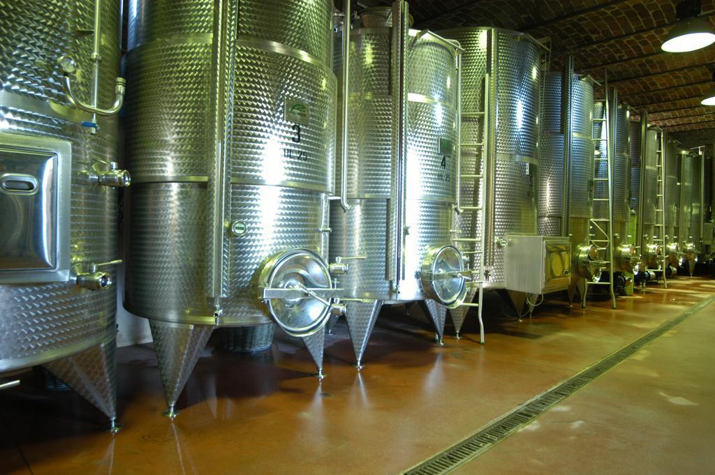 Calamandrana La Giribaldina Winery & Farmhouse מראה חיצוני תמונה